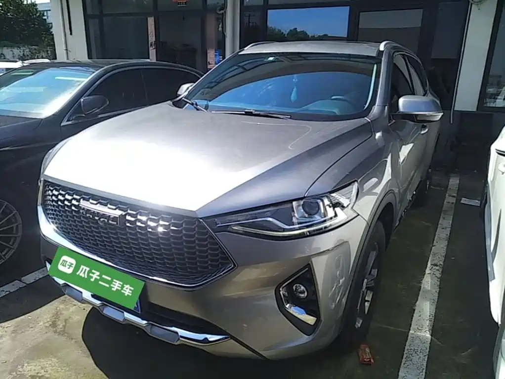 Photo 2 - Haval F7