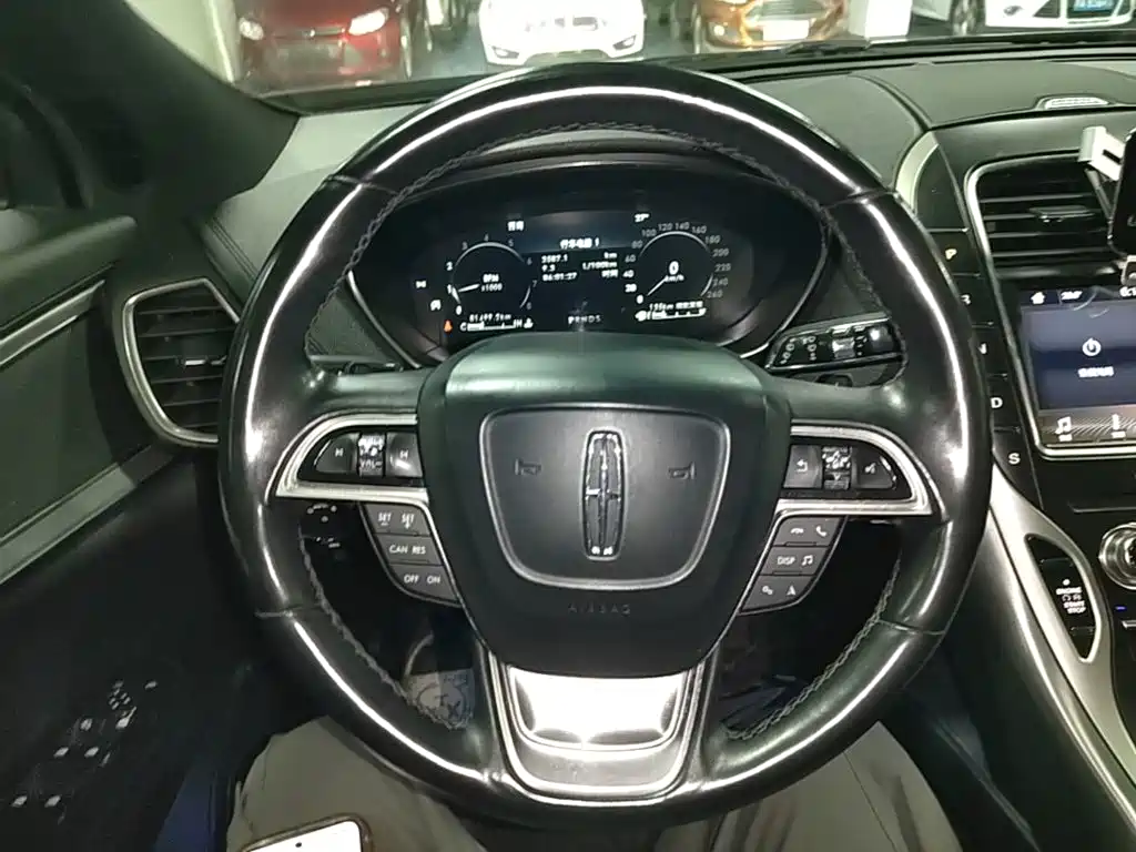 Lincoln Nautilus (Import) 2019 2019 2.0T 2WD Premium Edition China VI