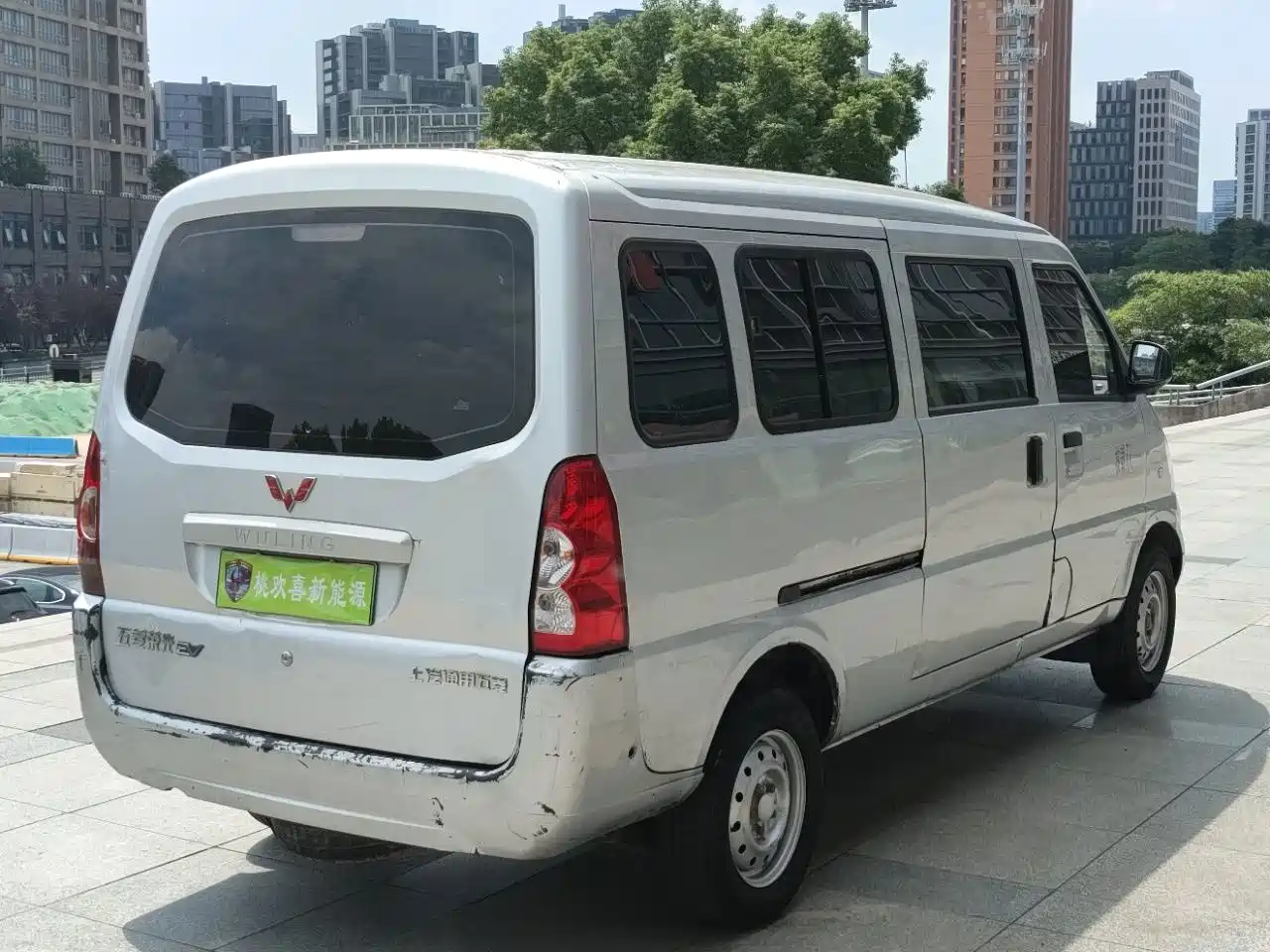 Wuling Motors Wuling Rongguang EV 2021 2022 Basic Passenger Vehicle EVE Battery