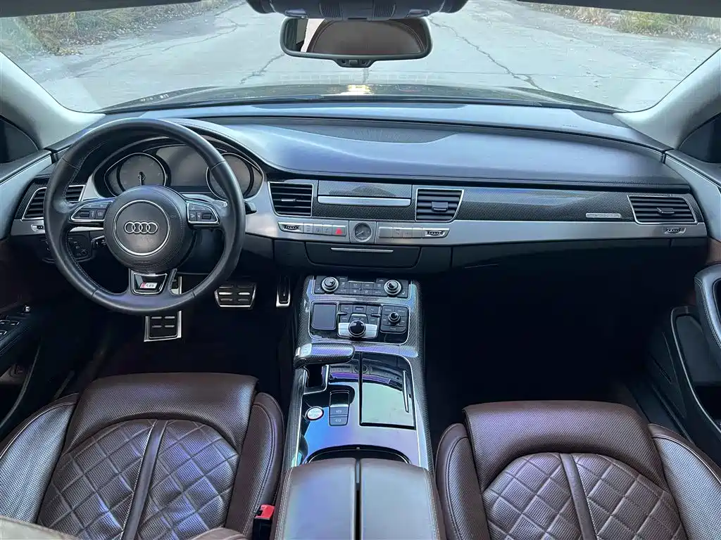 Audi S8 2013 S8 4.0TFSI quattro фото 6