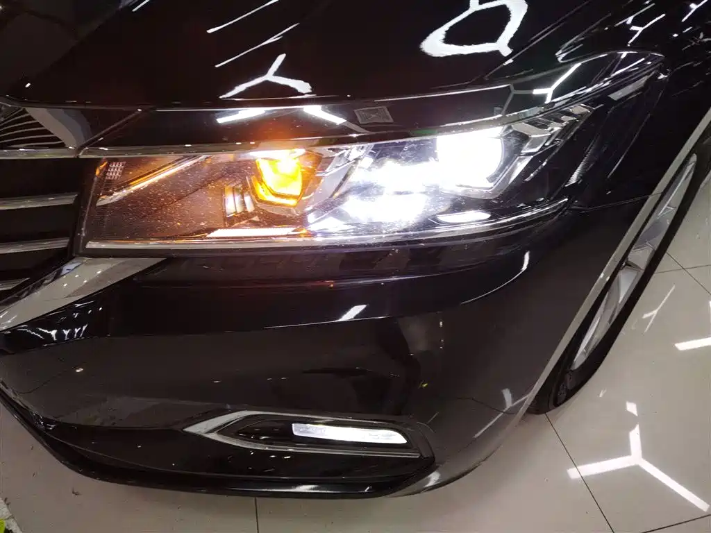 Volkswagen Passat 2020 280TSI Business Edition China VI фото 18