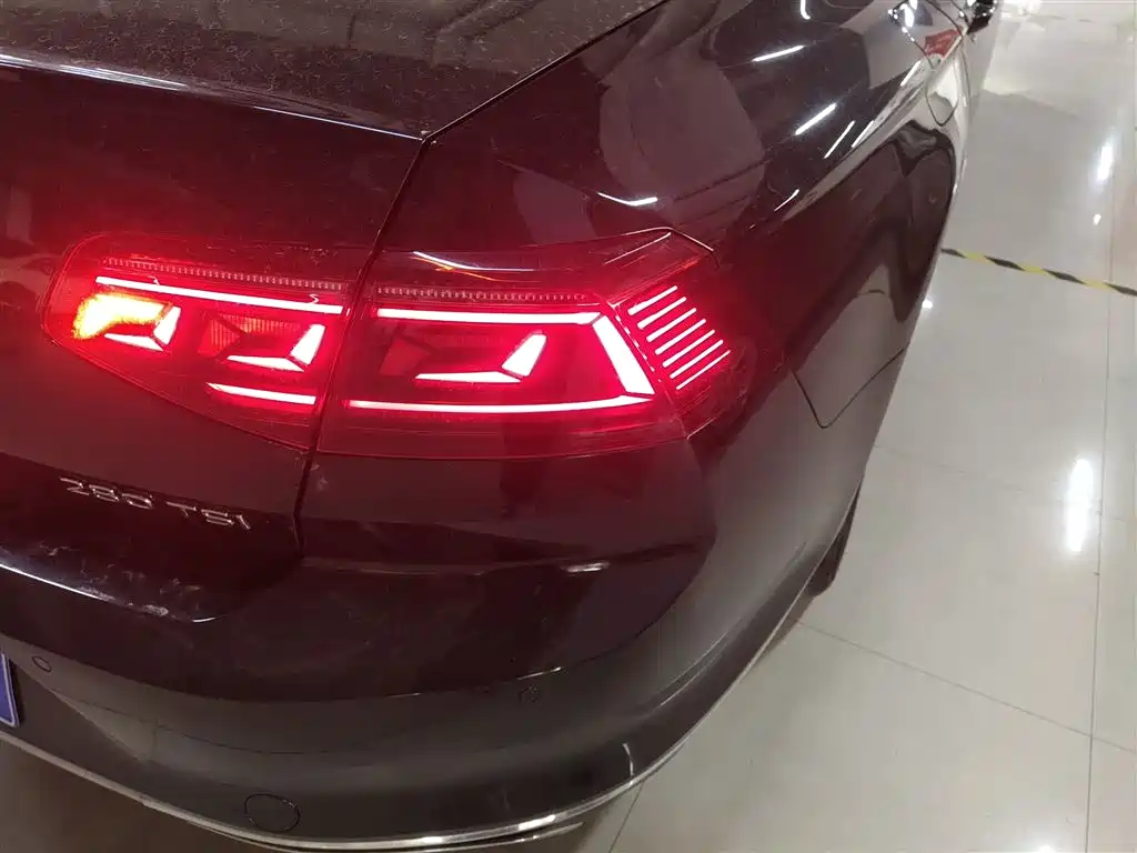 Volkswagen Magotan 2025 Popular Edition 280TSI DSG Comfort фото 24