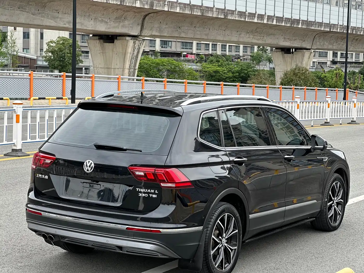 Volkswagen Tiguan L 2020 330TSI Auto 2WD Smart Luxury China VI фото 15