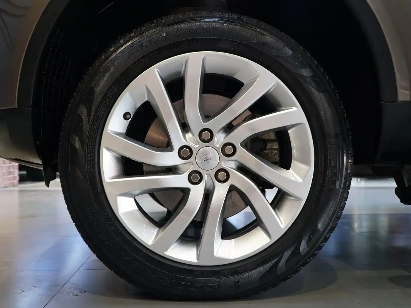 Land Rover Discovery 2017 3.0 SC V6 HSE фото 23