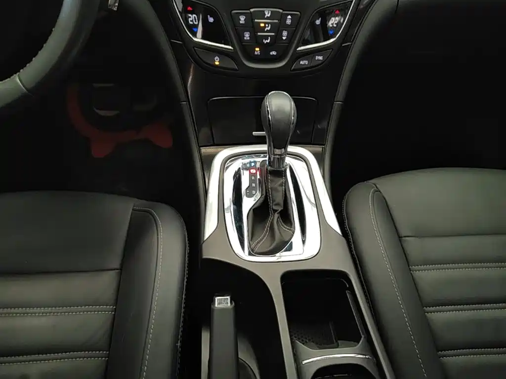 Buick Regal 2015 1.6T Fashion Tech Model фото 14