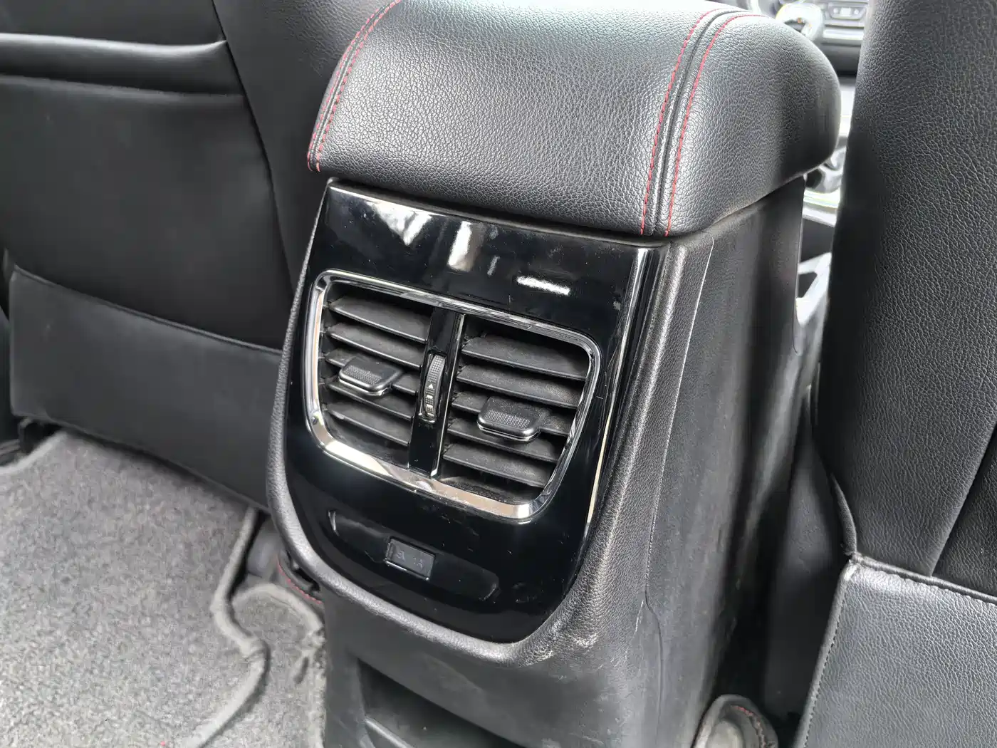 Baojun 560 2015 2015 1.8L Manual Luxury
