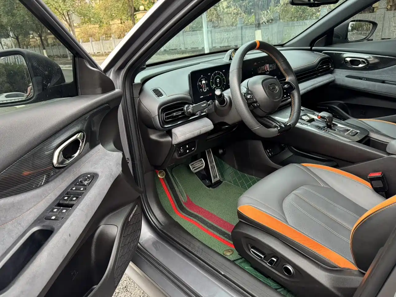 GAC Trumpchi Trumpchi Emkoo 2022 270T DCT J16 R-style Track Edition фото 5