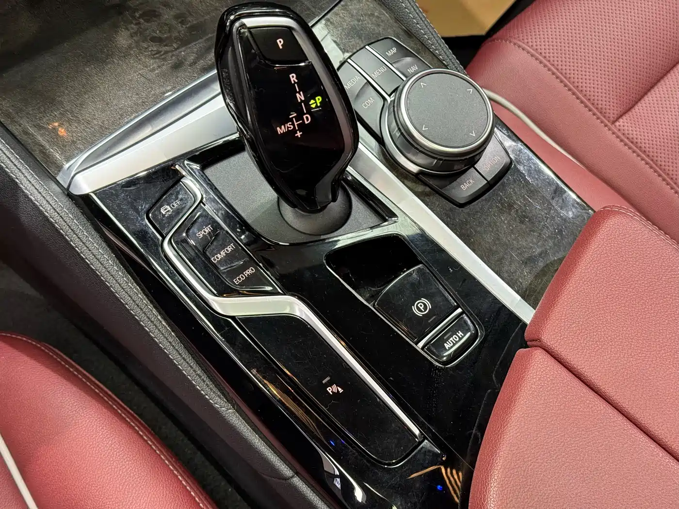 BMW 5 Series 2022 Model Second Facelift 525Li M Sport Package фото 11