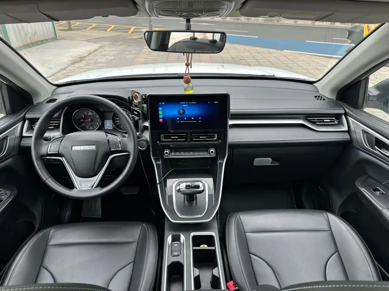 Haval M6 2021 PLUS 1.5T DCT Luxury Smart Connect фото 4