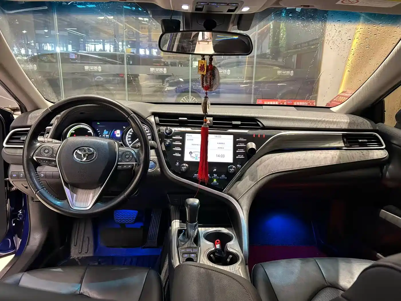 Toyota Camry 2019 Hybrid 2.5HG Luxury Edition China V фото 12
