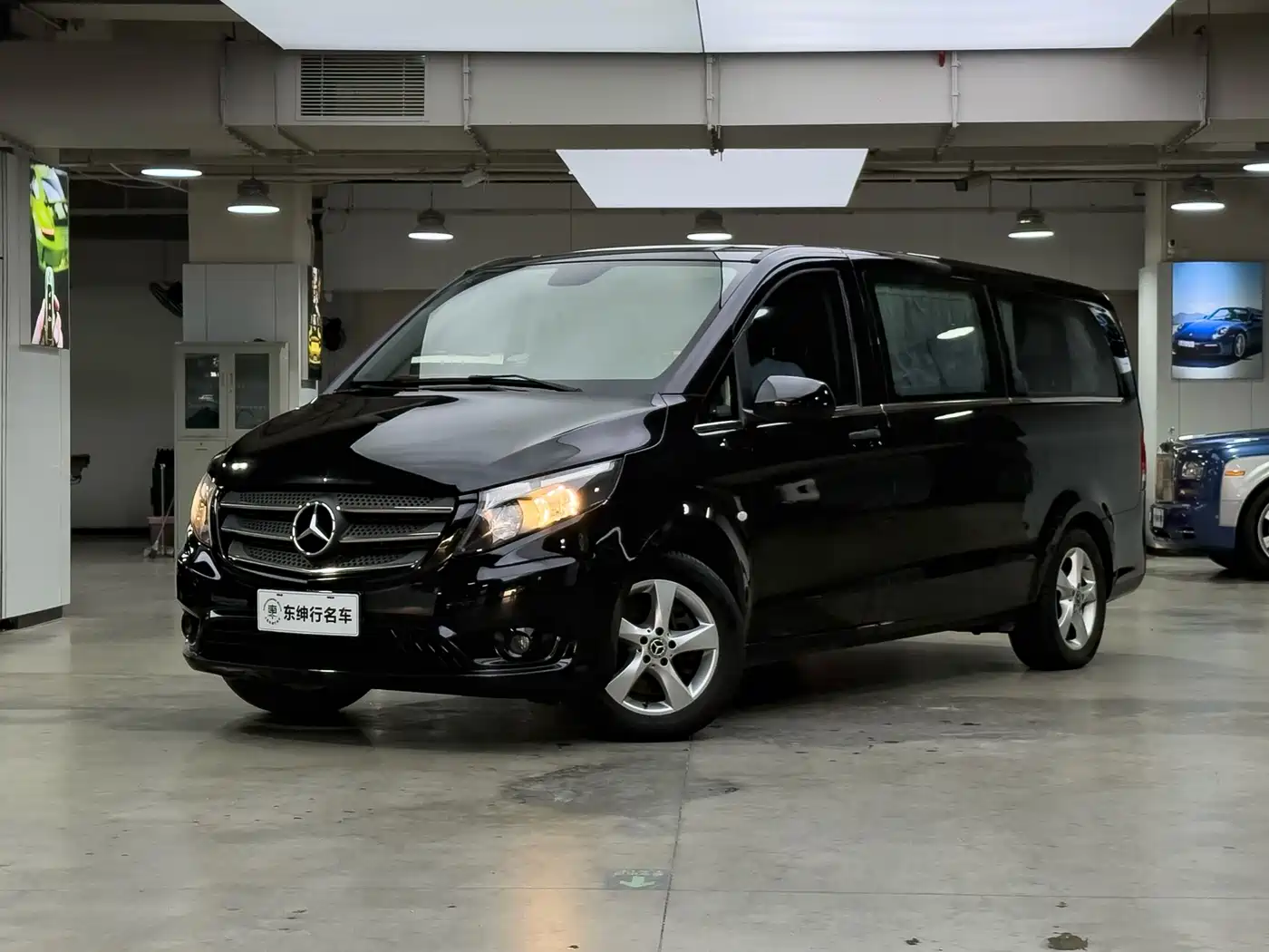 Mercedes-Benz Vito 2020 2.0T Business Edition (7-seater)