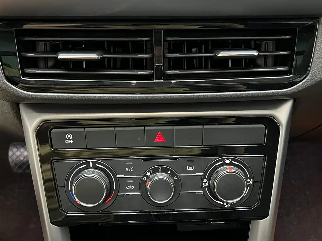 VOLKSWAGEN TU KAI
