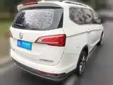 Фото 2 - Baojun 730