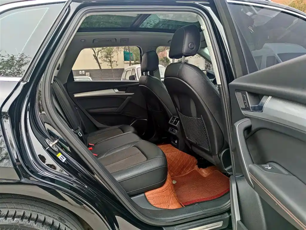 Audi Q5L 2018 40 TFSI Prestige Fashion (China V) фото 10