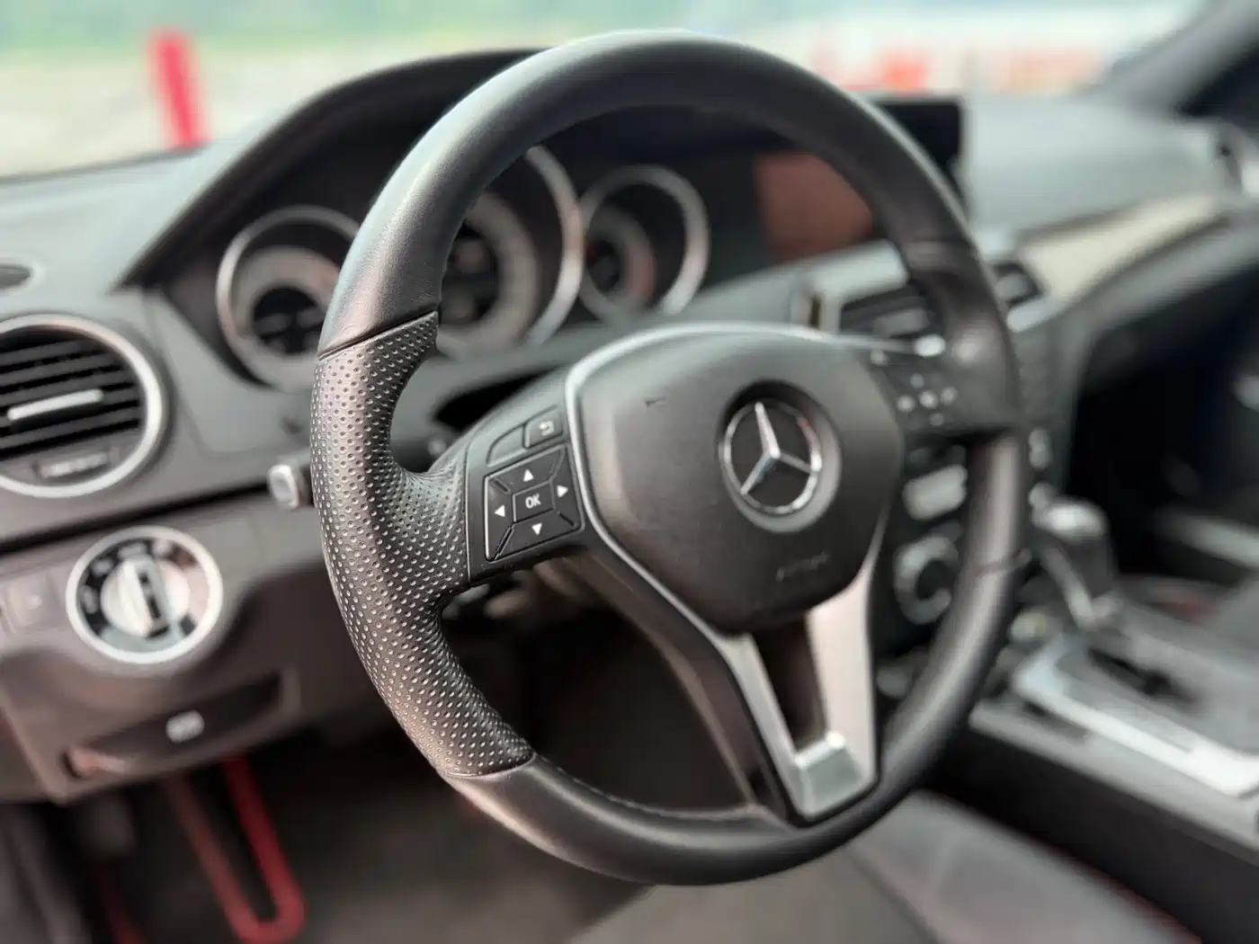 Mercedes-Benz C-Class 2013 C 300 Sport Grand Edition фото 10