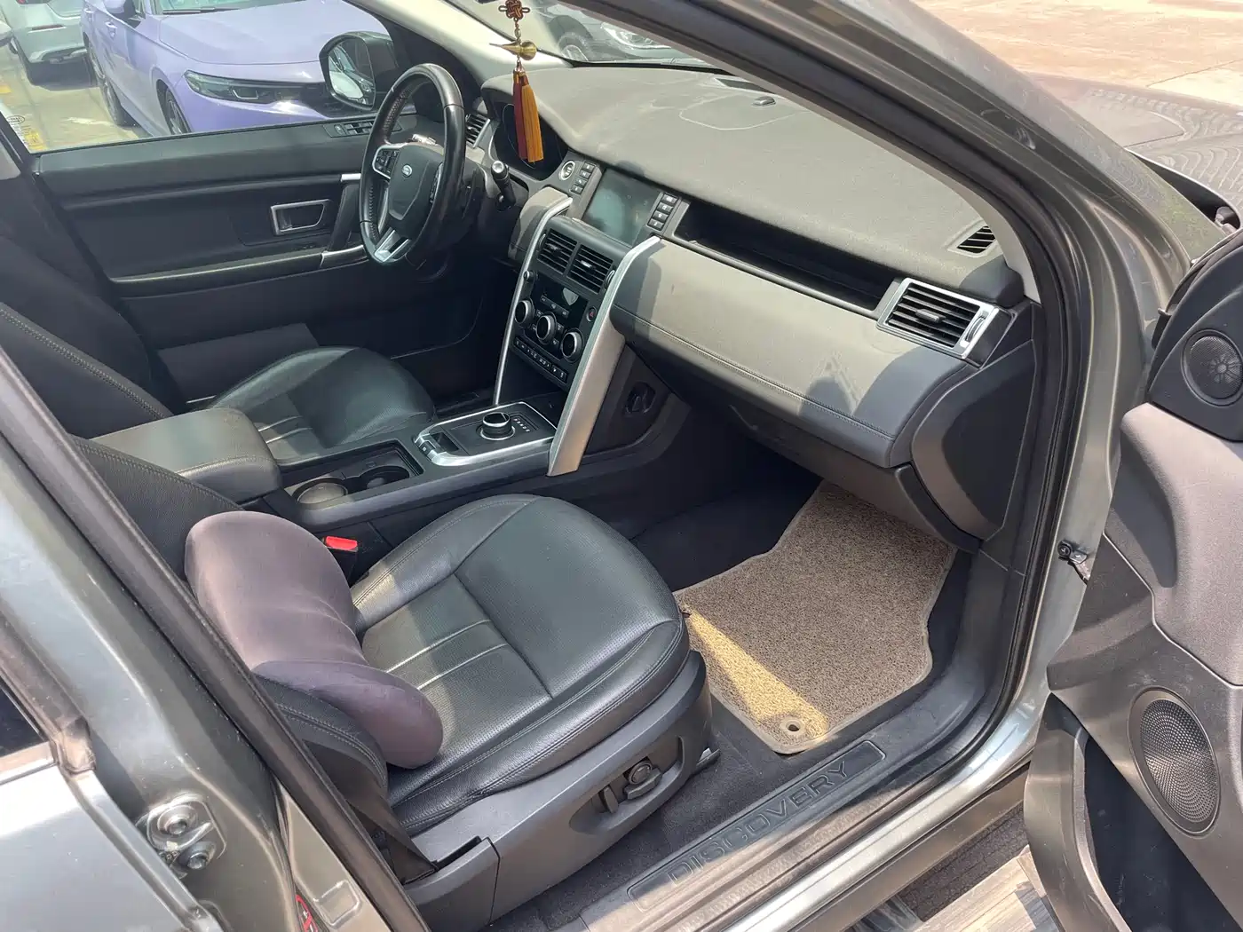 Land Rover Discovery Sport 2018 240PS SE Edition фото 16