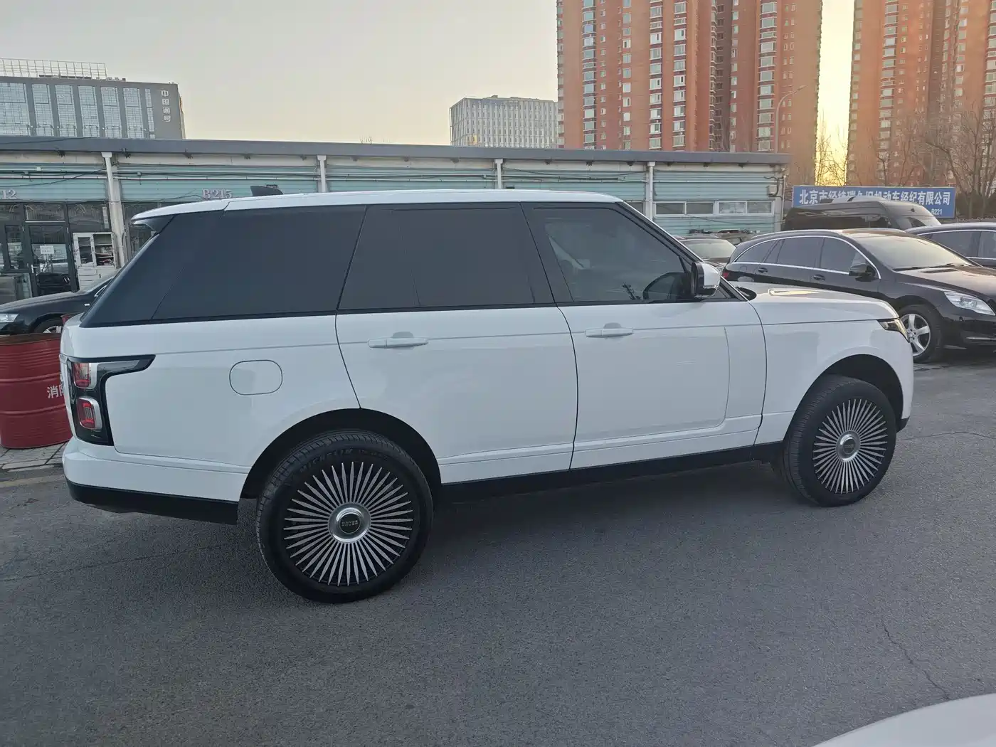 LAND ROVER RANGE ROVER