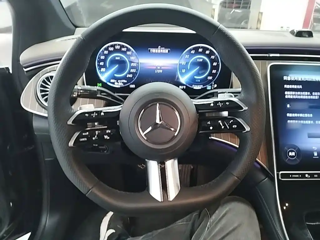 Mercedes-Benz EQE 2025 2025 500 4MATIC Pioneer
