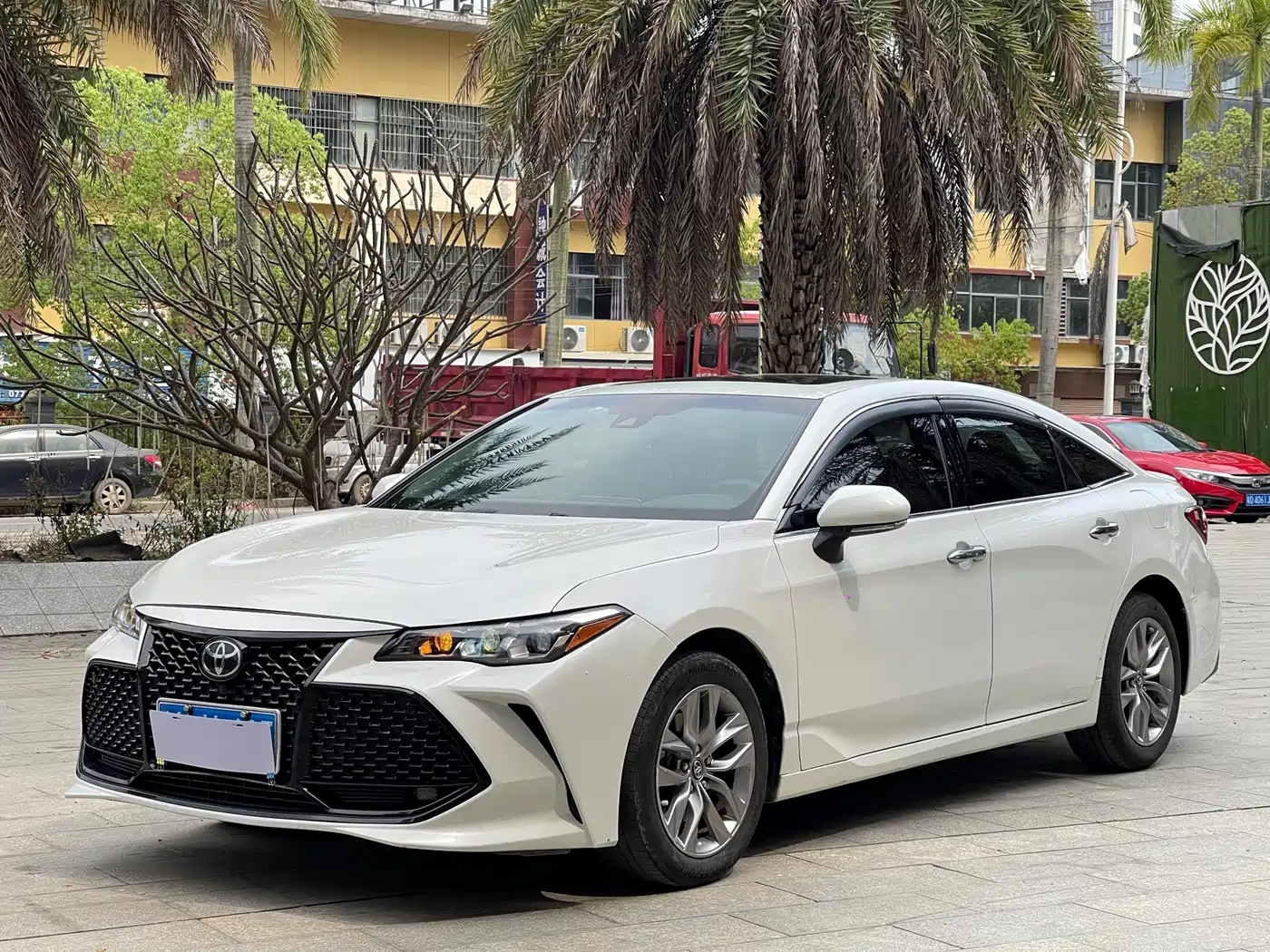 Toyota Avalon 2019 2.0L Luxury Edition (China VI)