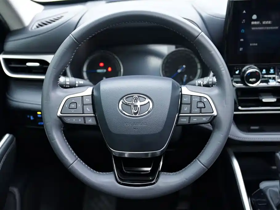 Toyota Highlander 2022 Model Dual Engine 2.5L 4WD Premium Edition 7-Seater фото 10