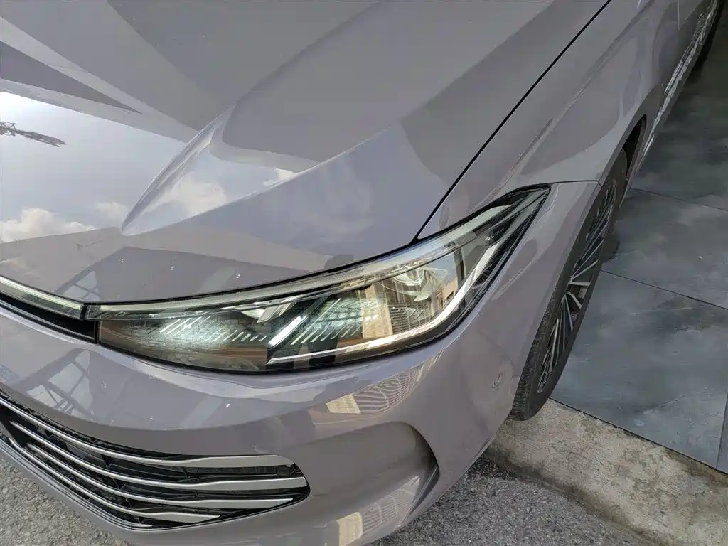 Volkswagen Passat 2025 Pro 380TSI Dragon Prestige Edition фото 24