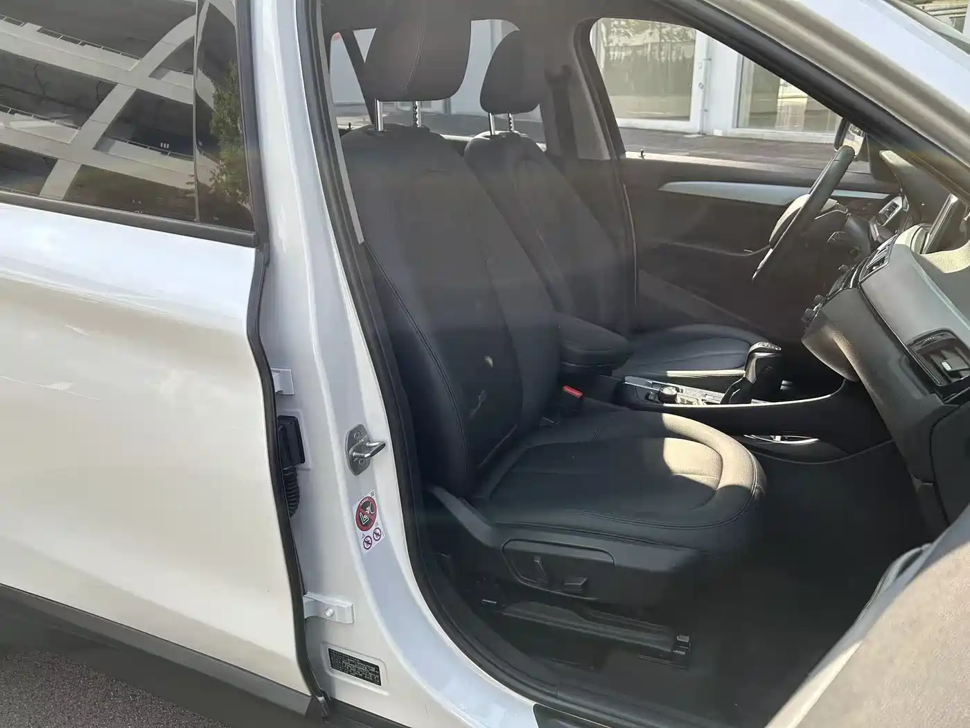 BMW X1 2016 sDrive18Li Premium Model фото 11
