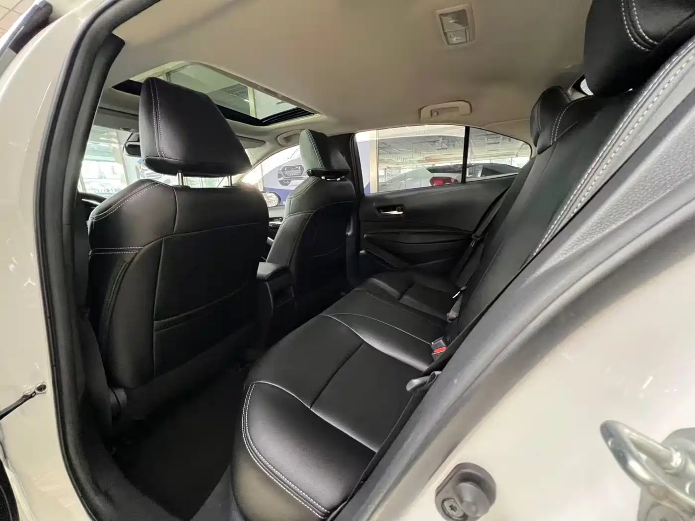 Toyota Corolla 2021 1.2T S-CVT Elite PLUS Edition фото 7