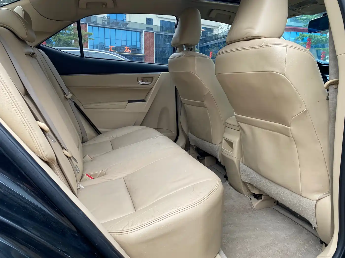 Toyota Corolla 2014 1.8L CVT GLX-i фото 11