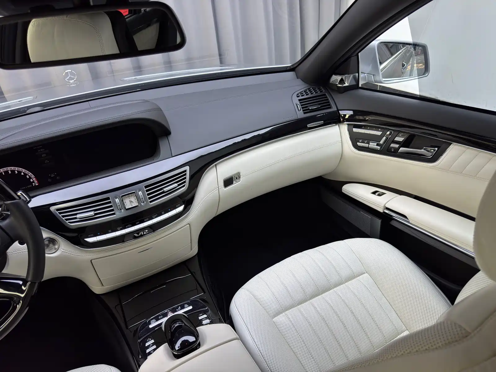 Фото 10 - Mercedes-Benz S-Class