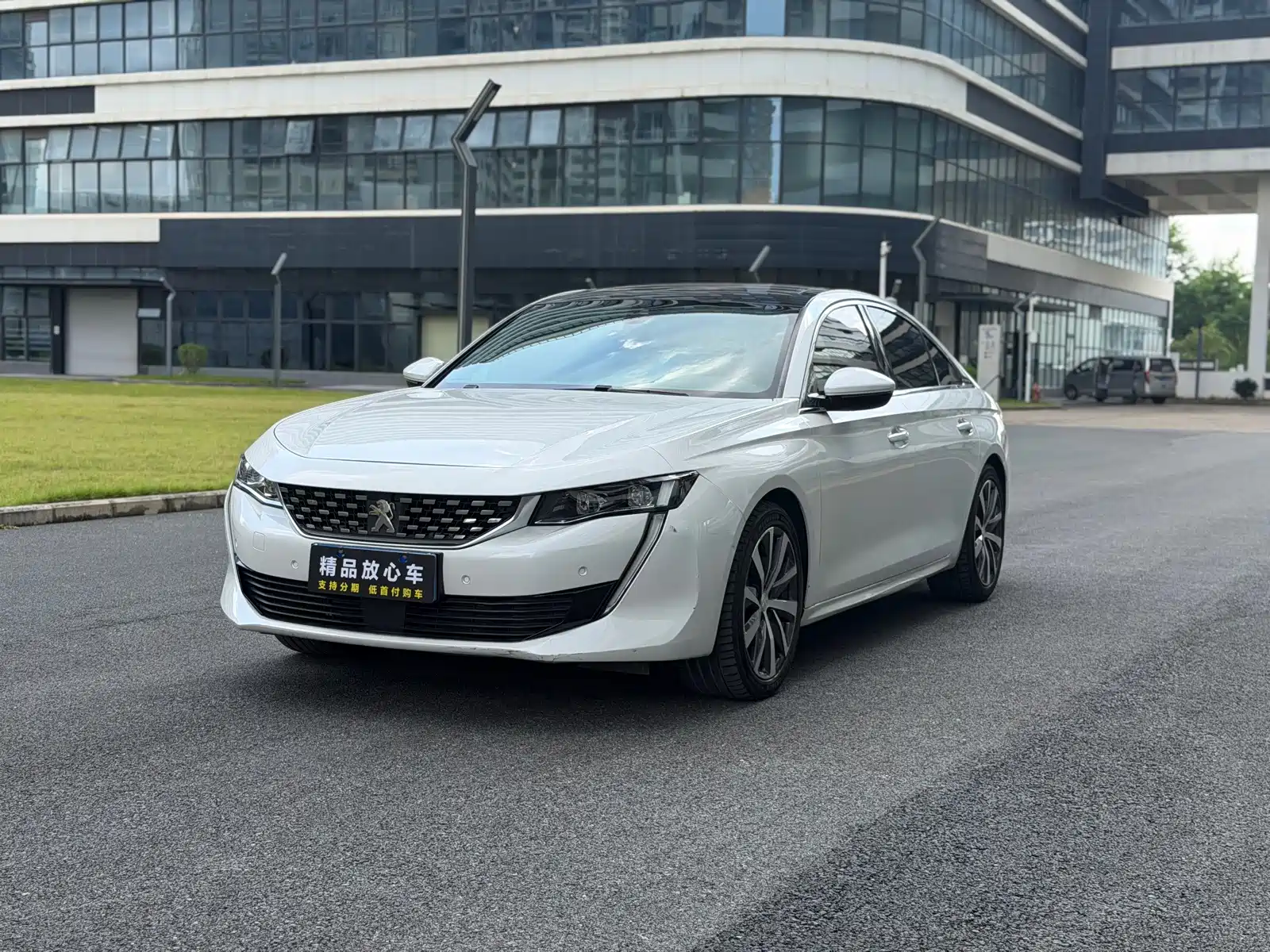 Фото 1 - Peugeot 508