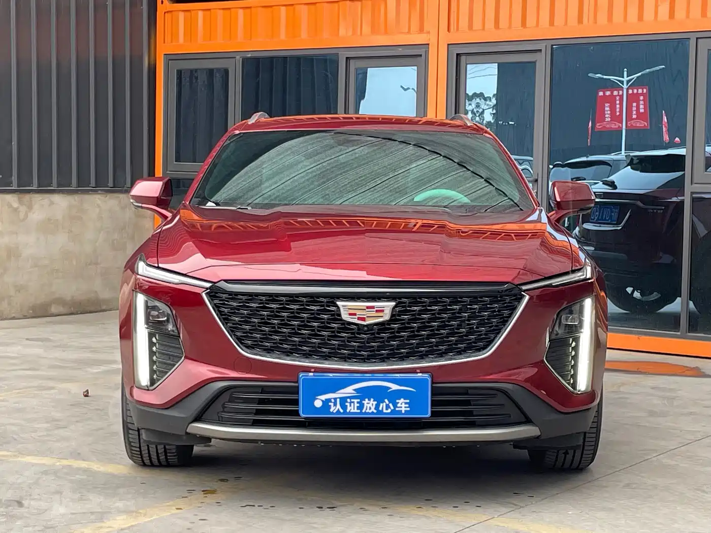 Cadillac GT4 2023 25T Trend Edition фото 2