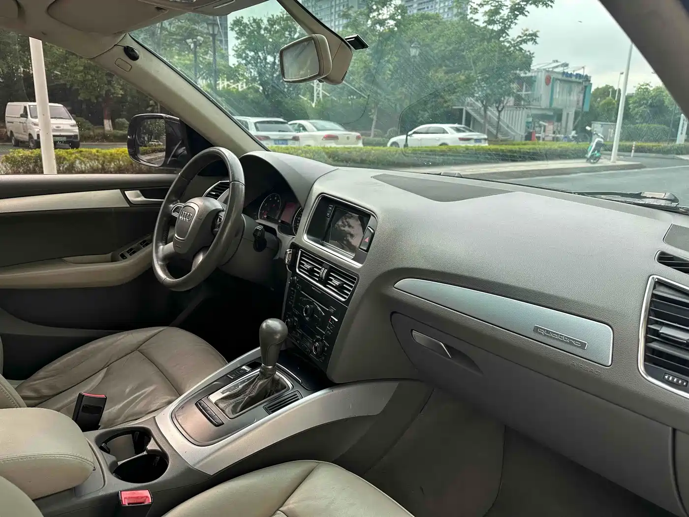 Audi Q5 2012 2.0TFSI Comfort фото 10