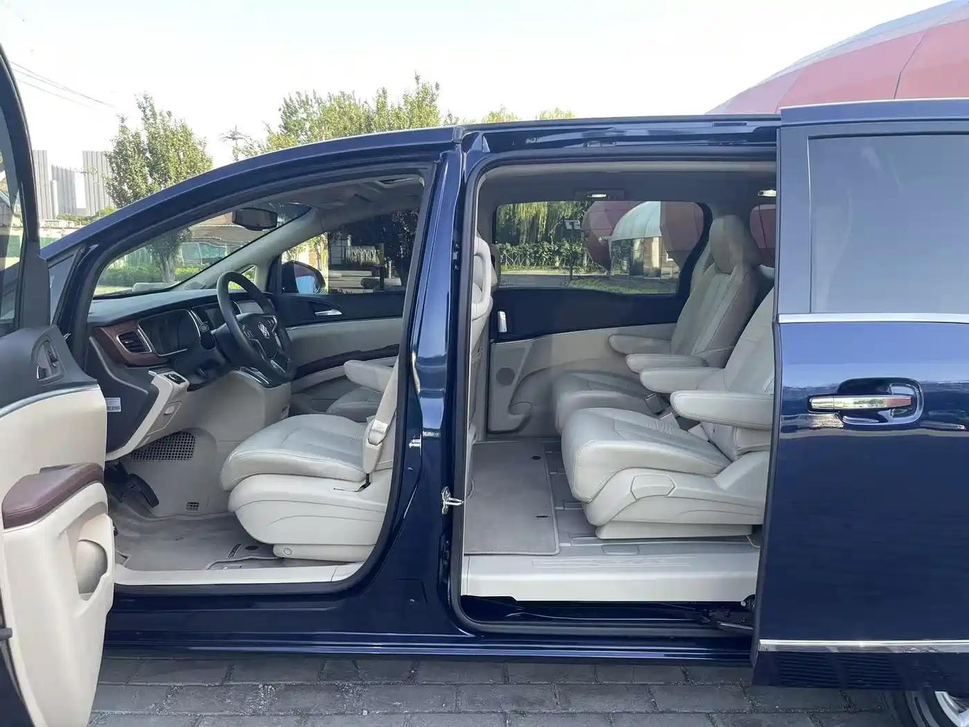 Buick GL8 2014 3.0L GT Luxury Business Elegance фото 13