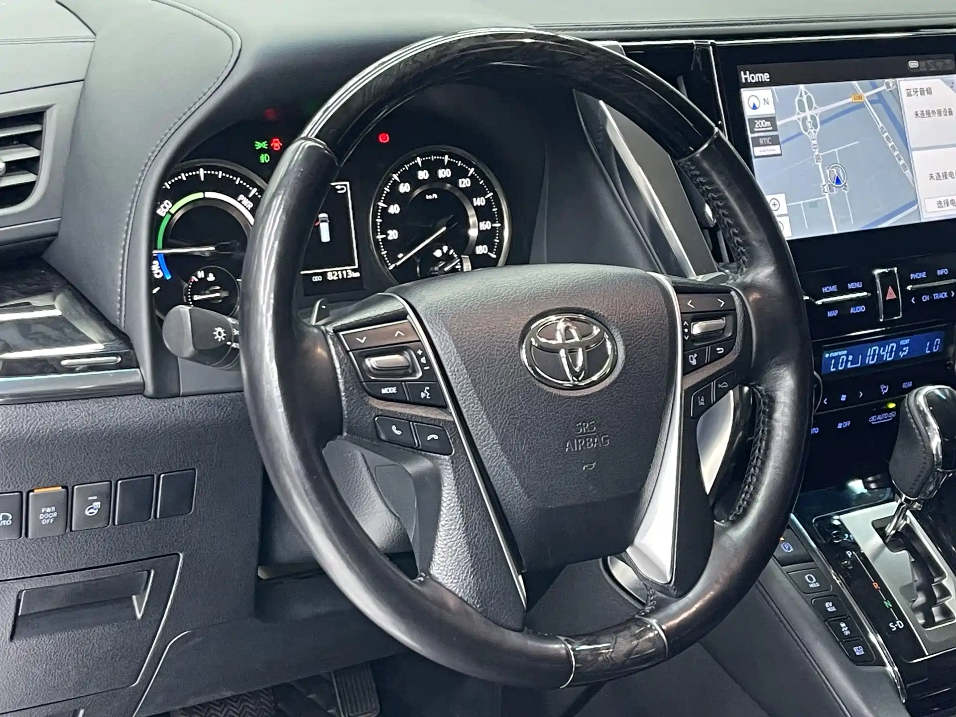 Фото 4 - Toyota Vellfire