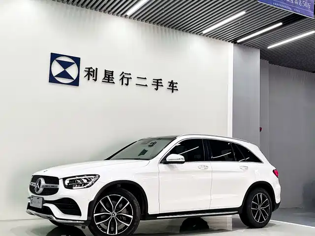 MERCEDES-BENZ GLC