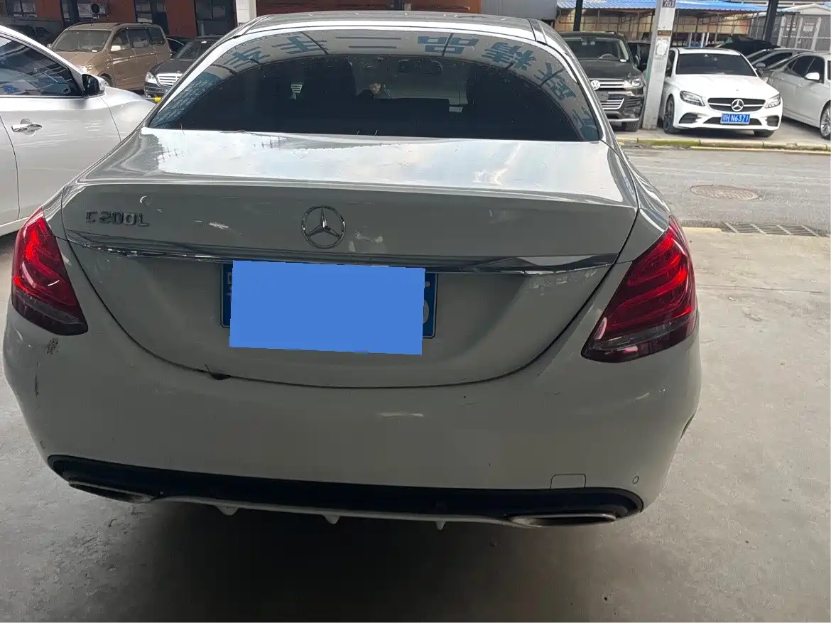 Mercedes-Benz C-Class 2015 Facelift C 180 L Sport фото 13