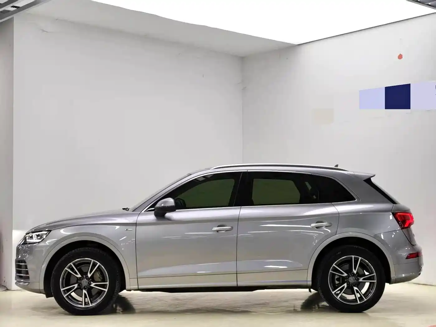 Audi Q5L 2020 40 TFSI Prestige Fashion фото 2