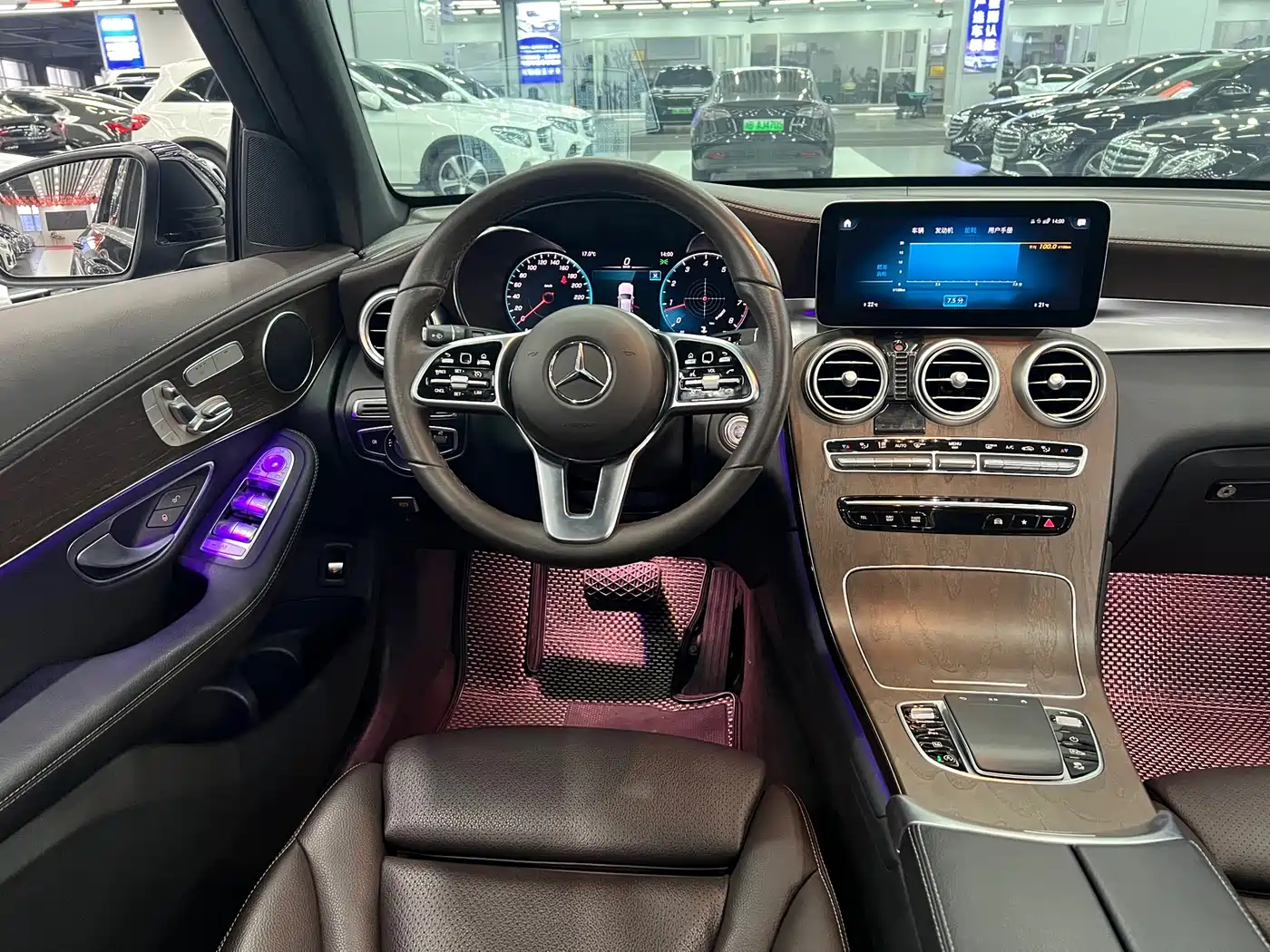 Mercedes-Benz GLC 2022 Facelift II GLC 260 L 4MATIC Luxury фото 13