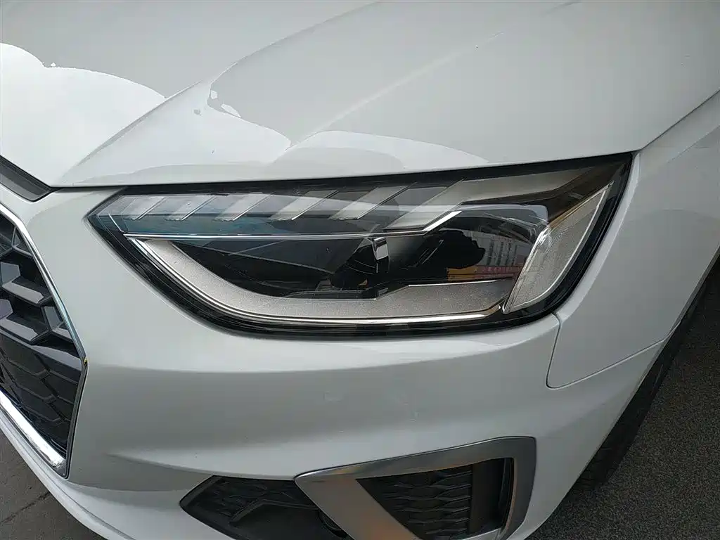 Audi A4L 2020 40 TFSI quattro Luxury Dynamic фото 24