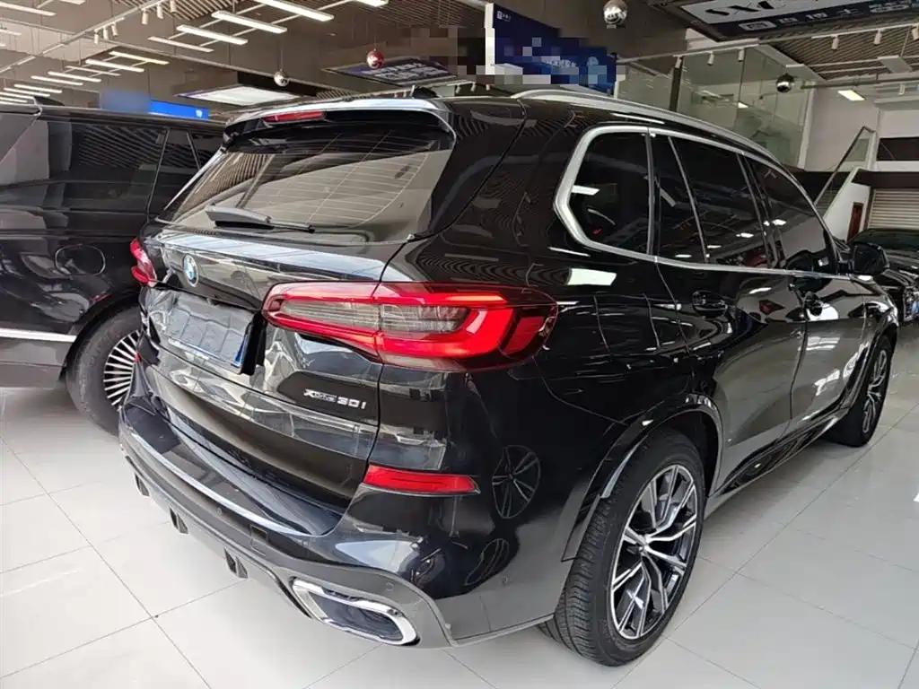 BMW X5 (IMPORTED)