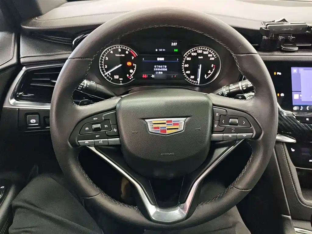 Cadillac XT6 2022 2.0T 6-Seater 2WD Luxury Edition фото 10