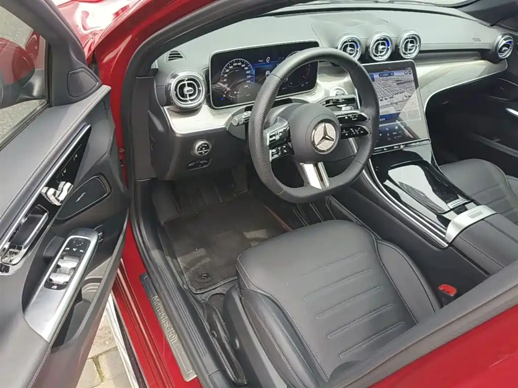 Mercedes-Benz C-Class 2023 Facelift C 200 L Sport Edition фото 16