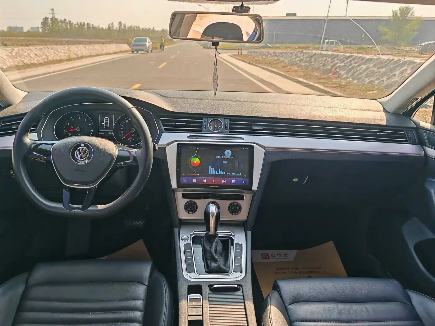 Volkswagen Magotan 2017 280TSI DSG Comfort фото 7