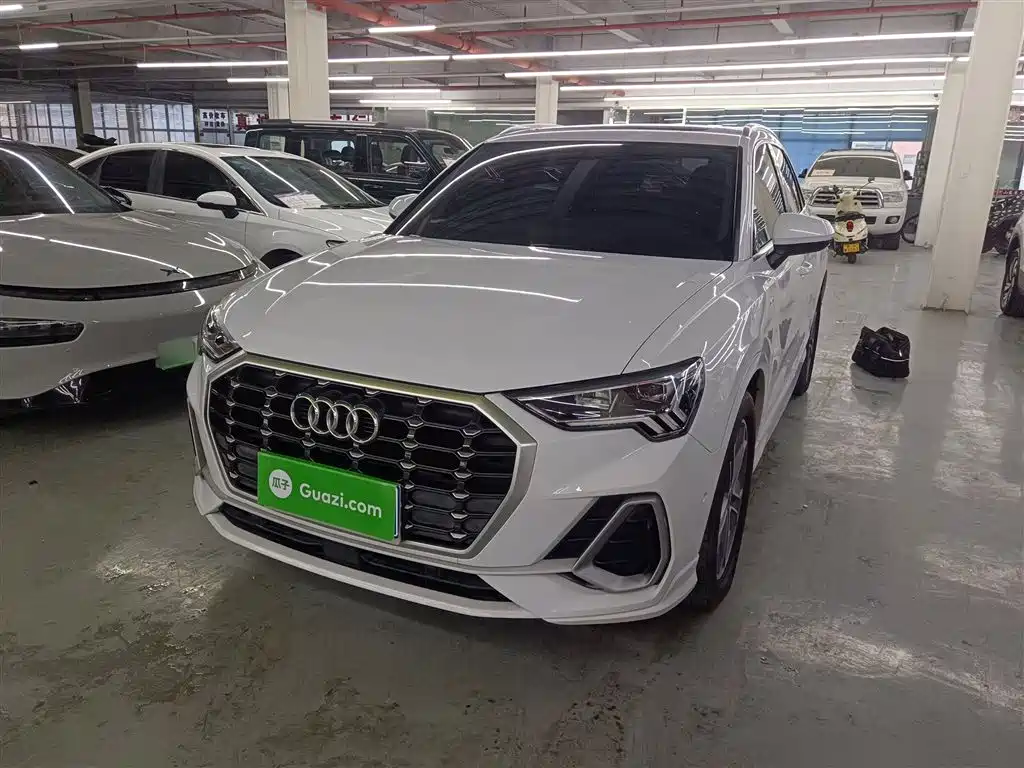 Audi Q3 2023 40 TFSI Fashion Dynamic