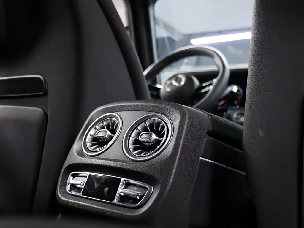 Mercedes-Benz G-Class AMG 2025 AMG G 63 фото 23