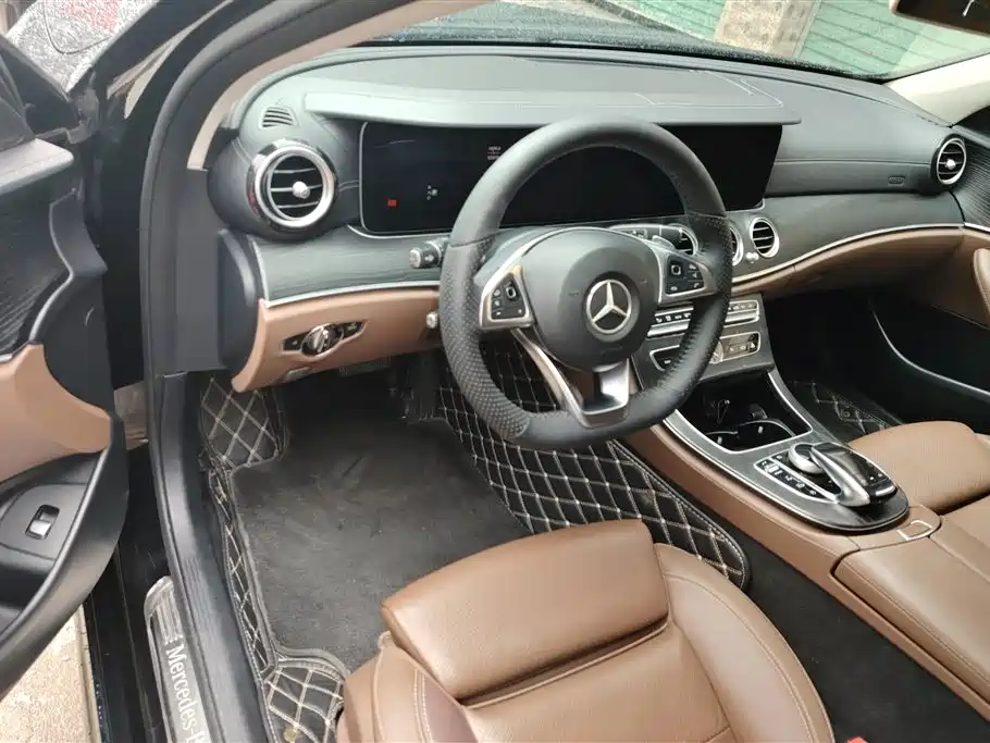 Mercedes-Benz E-Class 2018 Facelift E 200 L Sport фото 11