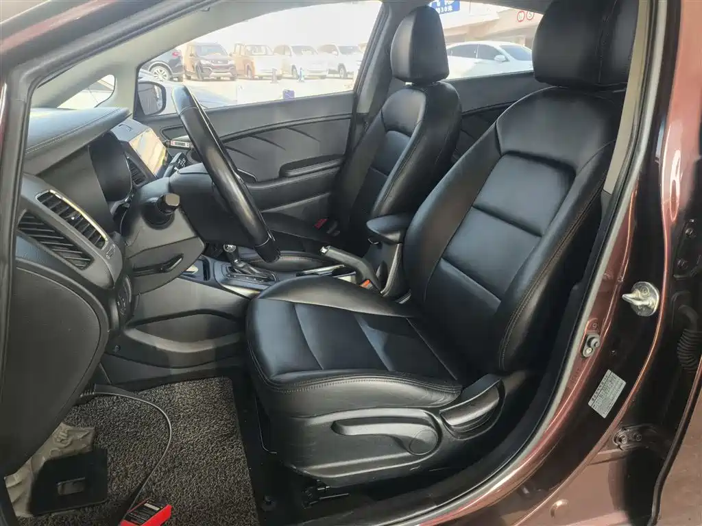 Kia K3 2015 1.6L Automatic GLS фото 15