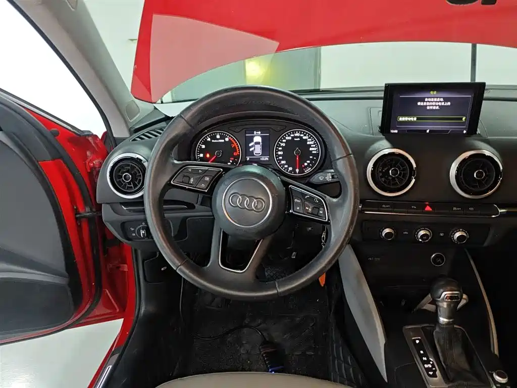 Audi A3 2019 Sportback 35 TFSI Fashion China VI фото 3
