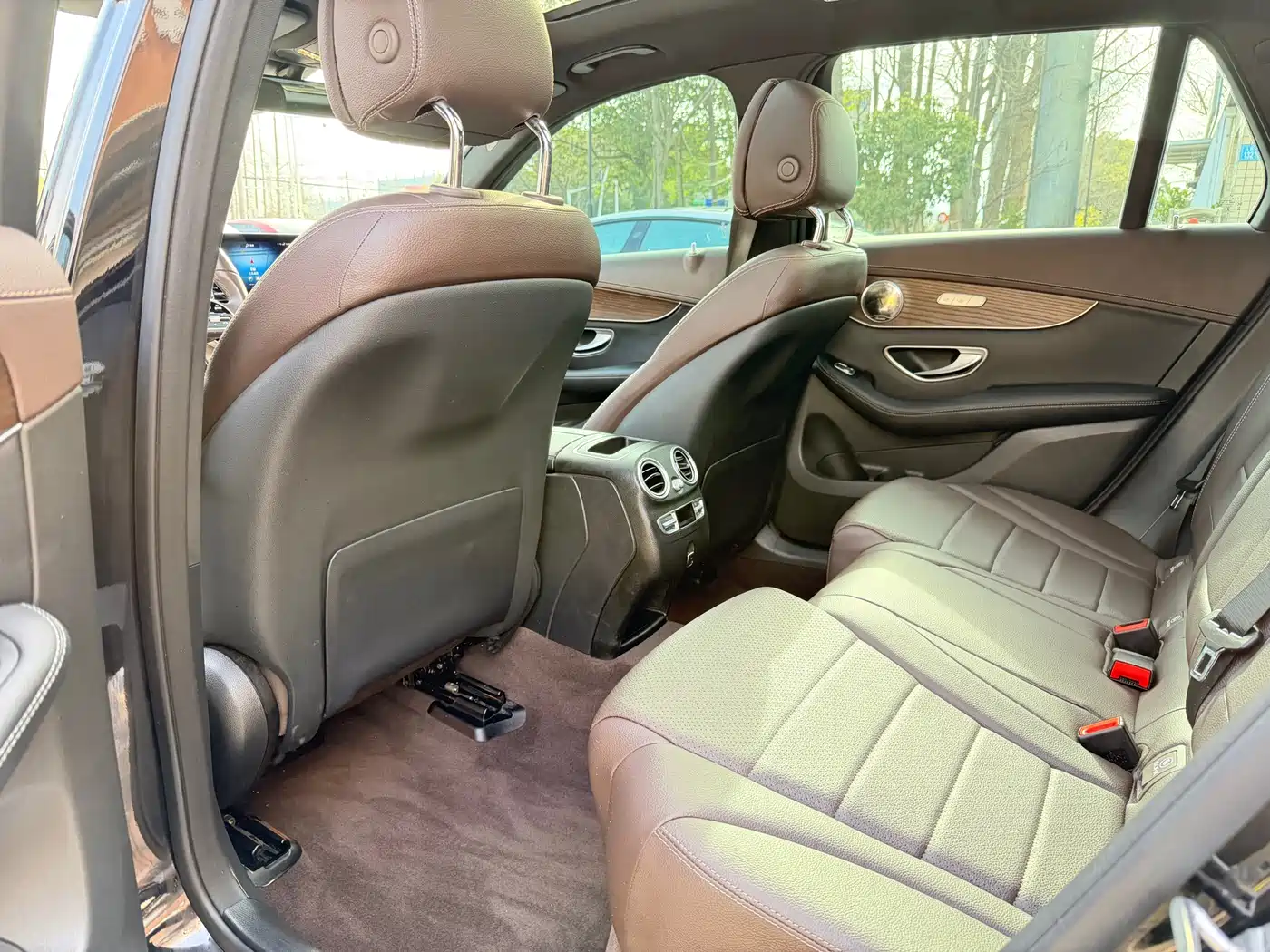 Mercedes-Benz GLC 2022 Facelift II GLC 260 L 4MATIC Sport Model фото 11