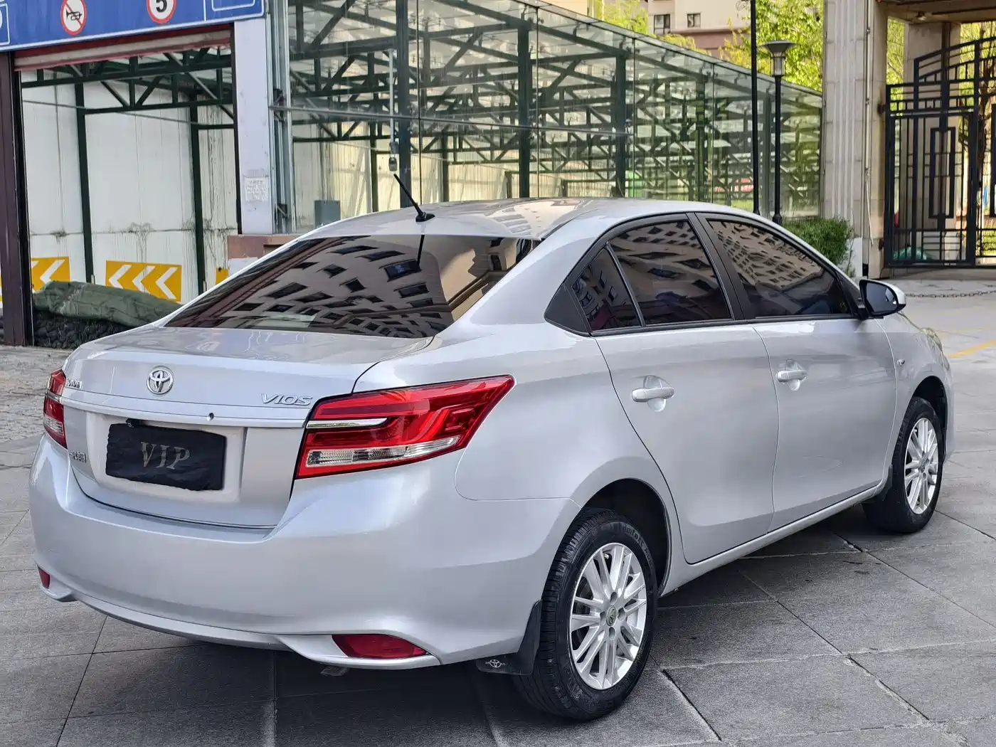 Toyota Vios 2017 1.5L CVT Pioneer фото 4